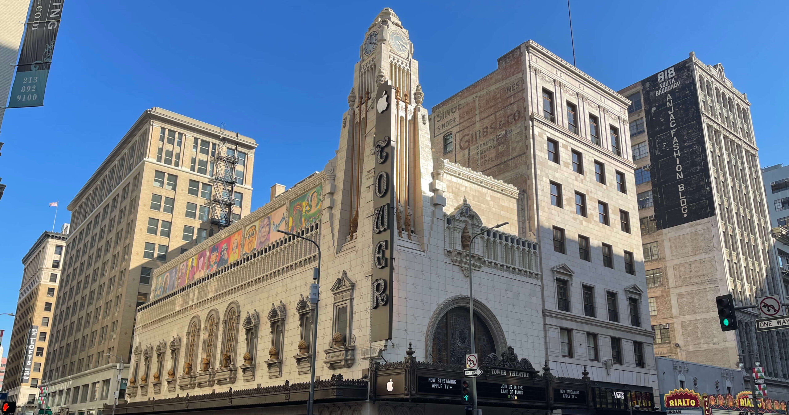 Apple Store Tower Theater Downtown Los Angeles Loft